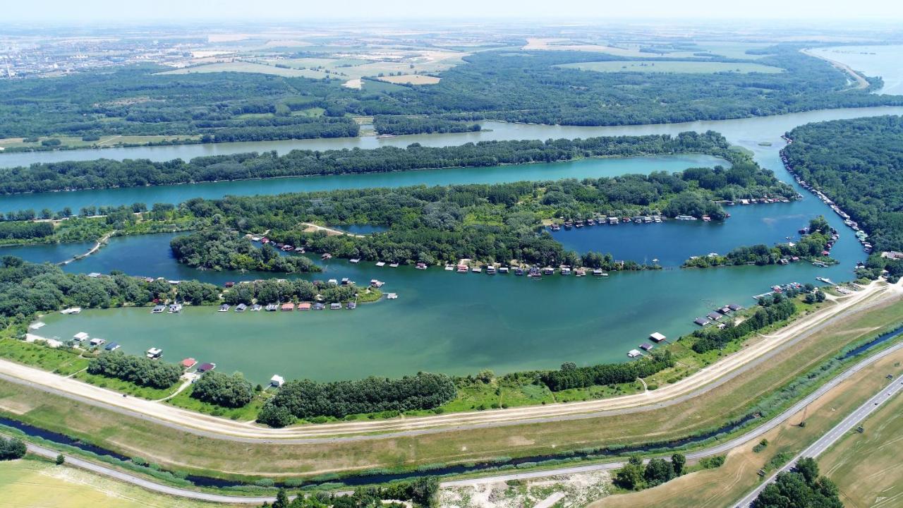 Apartmán Hausboat "Zivot Na Vode" Bratislava Exteriér fotografie